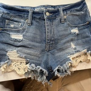 Mossimo supply co jean shorts size 2/26.